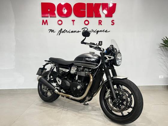 TRIUMPH SPEED TWIN 